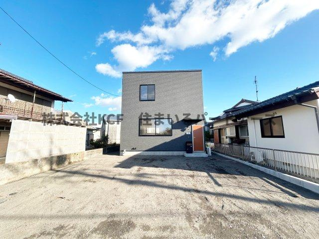 Luminus (ルミナス)の駐車場|駐車場完備です