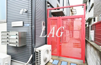 【エントランス】 | ファーストハウス北新宿 | エントランスです。