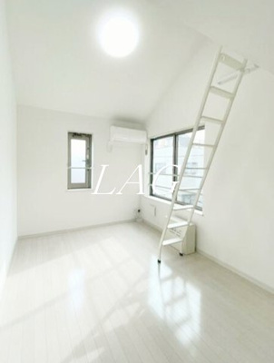 【居間・リビング】 | サンフォート小岩 | 洋室のお部屋です。