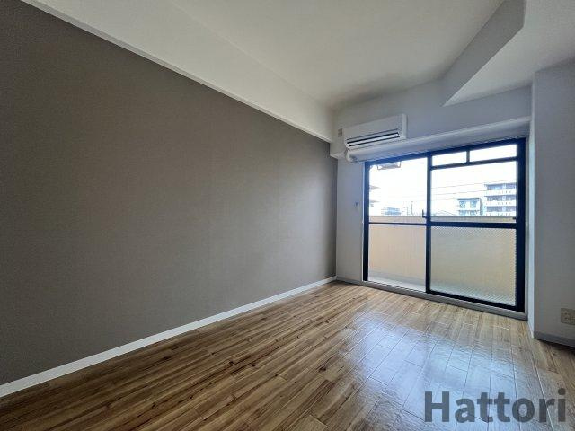 ロイヤルハイツ西淡路Ⅱの居間・リビング