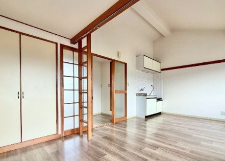 田方郡函南町　S造一棟アパートの内装