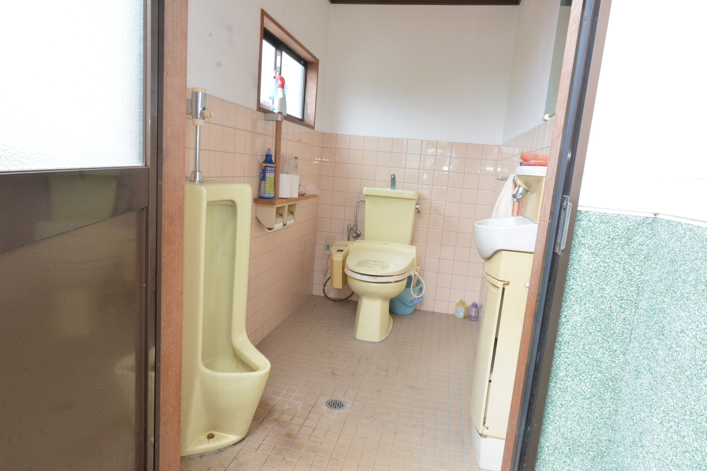 丹波市山南町小野尻の中古一戸建のトイレ|離れ