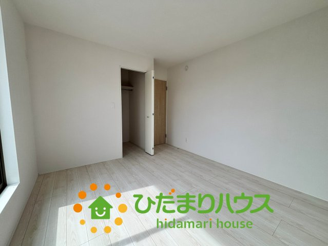 久喜市久喜東10期　新築一戸建て　09　グラファーレの収納