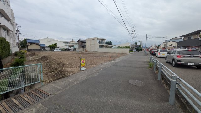 ６４７４０　岐阜市柳津町丸野１丁目土地