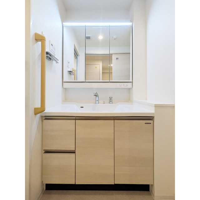 プライムガーデン若木の洗面所