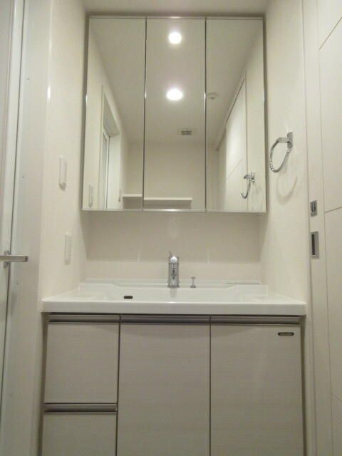 ダイナシティ浮間公園の洗面所|☆スペシャリストなプロ賃貸師が接客対応させていただきます☆