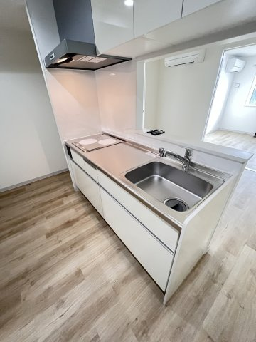 大阪市都島区内代町２丁目の賃貸マンションのキッチン