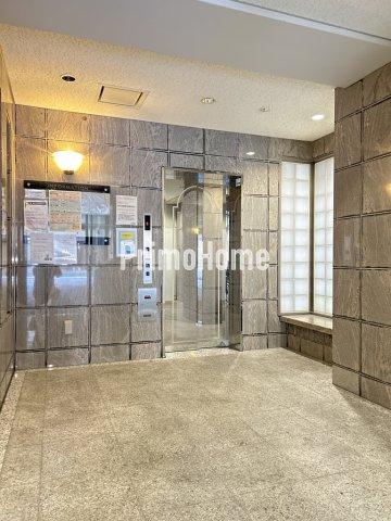 レスプリヴァルールのロビー