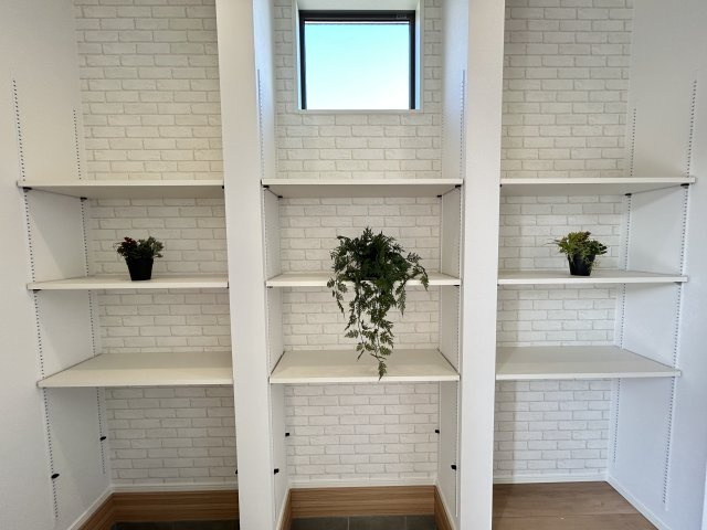 徳島市丈六町丈領建売①の玄関