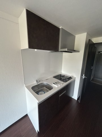 大阪市淀川区新高５丁目の賃貸マンションのキッチン