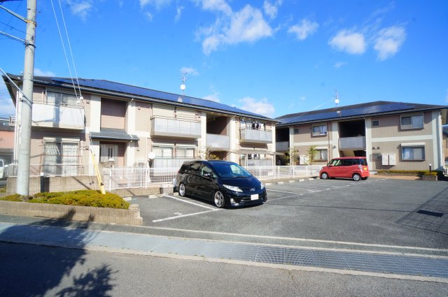 サテライト　ミーホＢ棟の外観