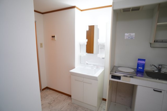 リヴェールＹの浴室