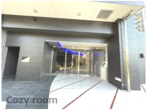 【エントランス】 | セレニテ江坂エクラ | ゆとりのあるエントランスです