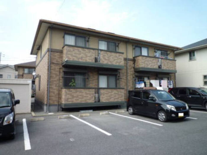 クラウディア　B棟の外観