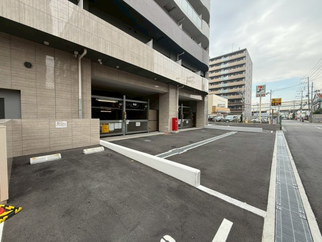 【駐車場】 | セレニテ江坂グランデ