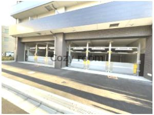 【駐車場】 | セレニテ江坂エクラ | 駐車スペースもあります