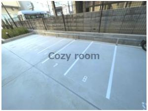 【その他共用部分】 | セレニテ江坂エクラ | バイク置き場