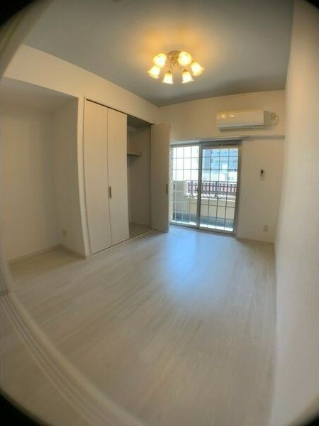 ジューム南船場の洋室