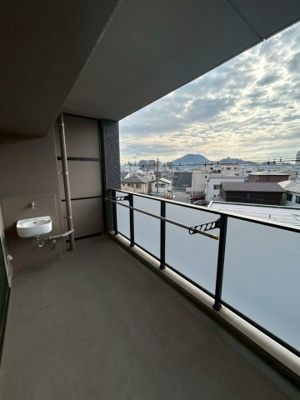 【バルコニー】 | コンツェルトスクエアガーデン | バルコニー面積：12.20㎡　スロップシンク付