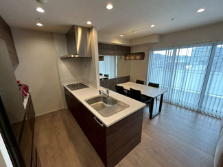 【居間・リビング】 | コンツェルトスクエアガーデン | 対面式キッチン