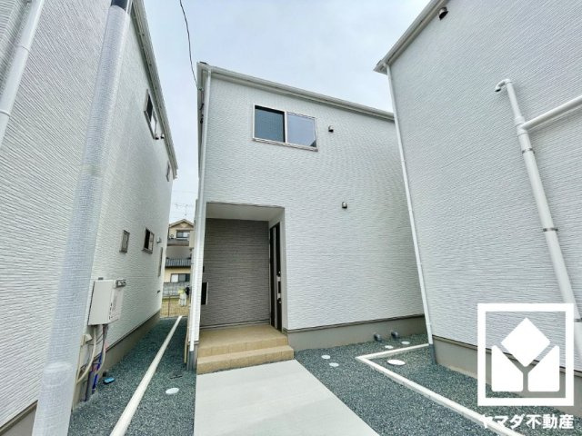 伏見区羽束師鴨川町　12号地の外観