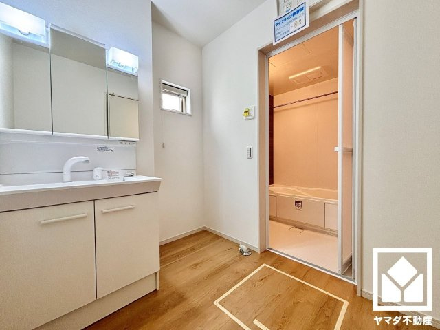 伏見区羽束師鴨川町　12号地の外観