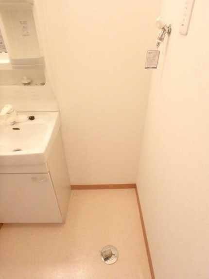 杉並区和泉１丁目のアパートの洗面所