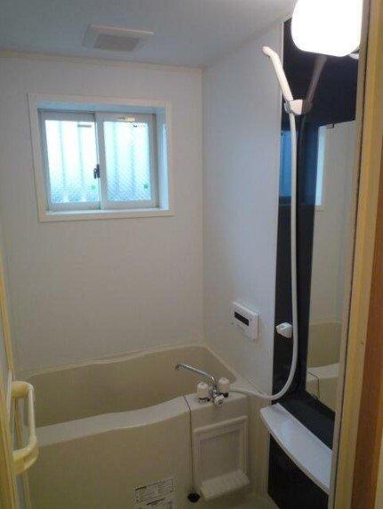 杉並区和泉１丁目のアパートの浴室