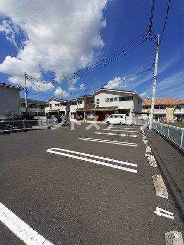 カーサ　フェリーチェＢの駐車場|高崎、前橋のお部屋探しはエンドスケープまで！お客様の理想お聞かせ下さい♪