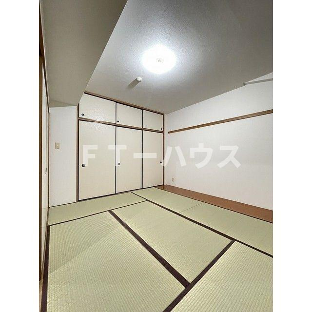 テレパレス西千葉の和室