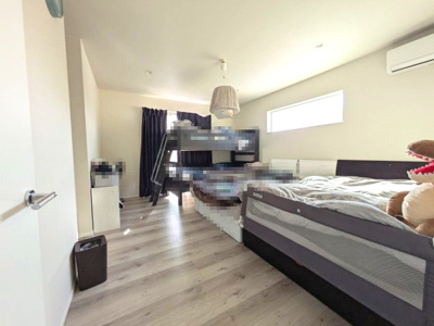 【寝室】 | 指扇