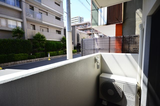 アメニティ西田辺のバルコニー