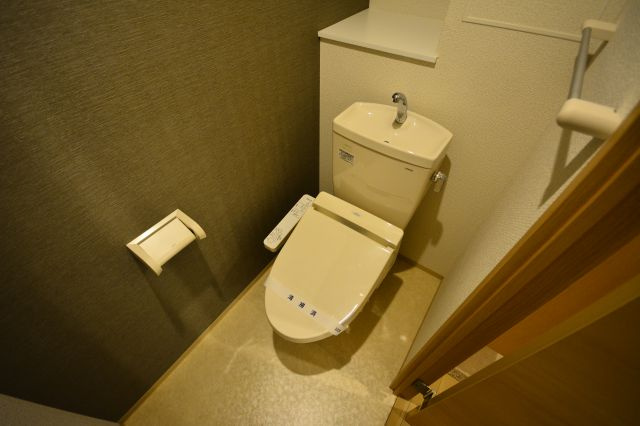 アメニティ西田辺のトイレ