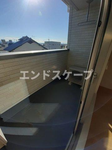 ネオ　ファミールのバルコニー|高崎、前橋のお部屋探しはエンドスケープまで！お客様の理想お聞かせ下さい♪