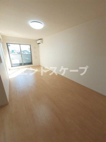 ネオ　ファミールの居間・リビング|高崎、前橋のお部屋探しはエンドスケープまで！お客様の理想お聞かせ下さい♪