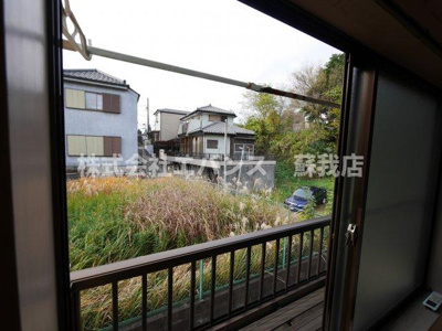 【バルコニー】 | アルカディアカワド | バルコニーからの眺めを楽しみながら食事をしませんか