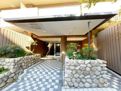 【エントランス】 | ロイヤルアーク夙川