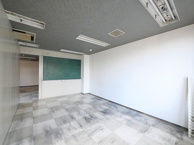 幸福相互富雄松本ビルの内装