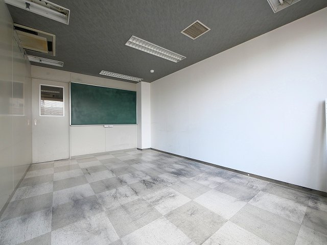 幸福相互富雄松本ビルの内装