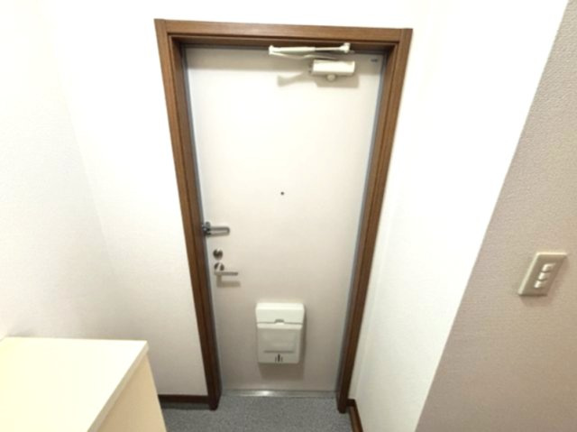 シャルマン御影の玄関