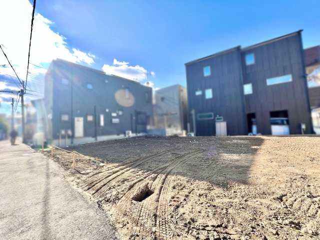 【前面道路含む現地写真】の画像