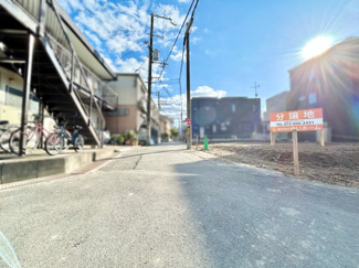 【前面道路含む現地写真】 | 豊中市三和町　土地　注文住宅　建築条件なし | 落着いた雰囲気の閑静な住宅街です。