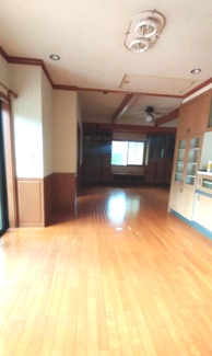 【居間・リビング】 | 茂原市小林　平屋中古戸建 | 平成13年4月築 4LDK平屋建 敷地約167坪リビング約25帖 カーポート3台都市ガス 閑静な立地