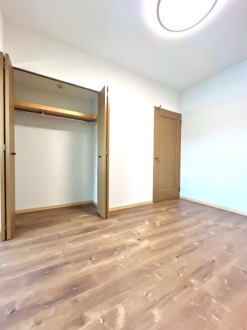 住友リーベスト北6条の洋室