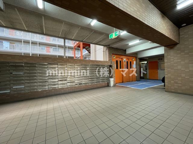 リアライズ玉出のロビー