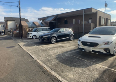 【現況写真】 | Ｙライフ・ハーモニー玉川学園 | 眺望の良さを楽しめるダイニングキッチンで家族団らんの時間を過ごしてはいかがでしょうか。バルコニーから見える景色を家族で眺める時間は、時間が経つのを忘れてしまいそうですね。是非、現地を見に行きましょう！