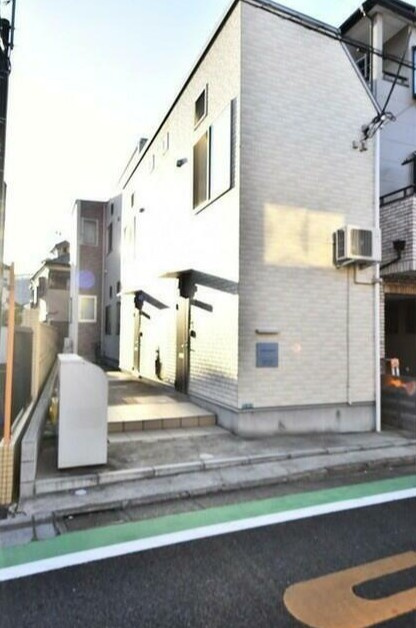 オアシスコイワの外観