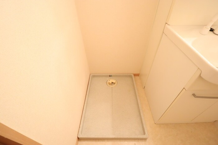 リシアンサス・ガーデン ABCDEFの内装|室内洗濯機置き場