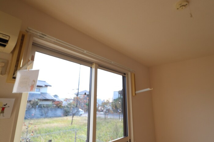 カトルセゾン Ｂの内装|室内物干し