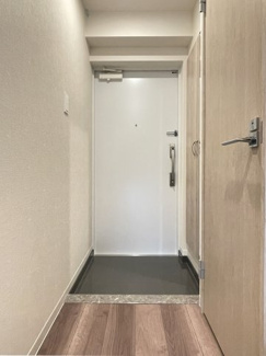 【玄関】 | ROOTs Shinjuku Wakamatsucho